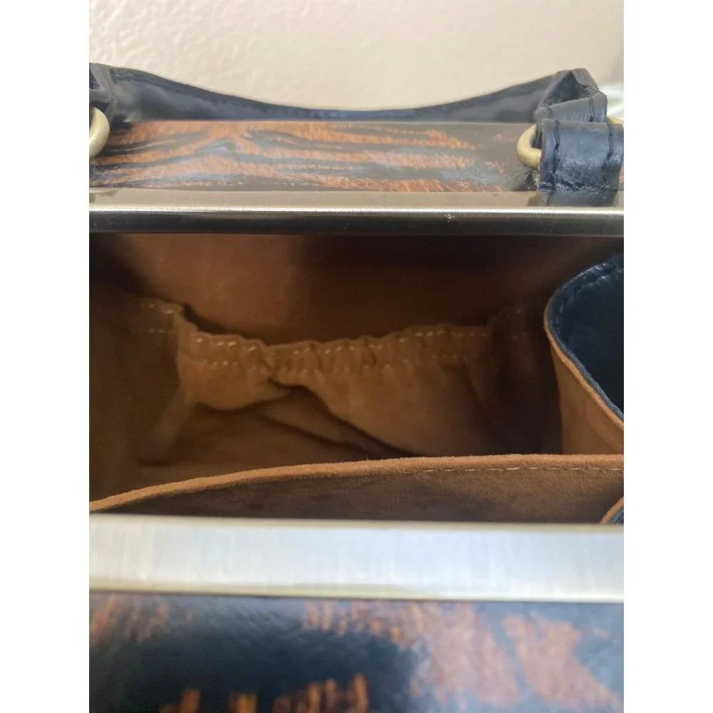 Patricia Nash Avadi Box Bag  Tiger Print Leather EUC - Picture 8 of 12